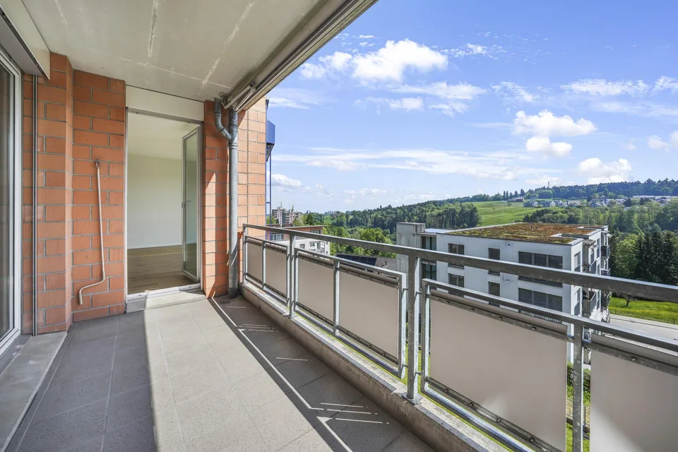 Neuwertige 4.5-Zimmer-Wohnung mit Weitsicht – Foto 15 von 16