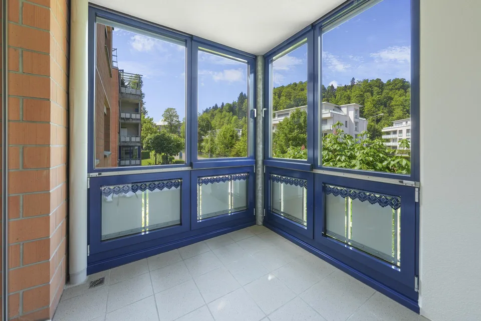 Neuwertige 4.5-Zimmer-Wohnung mit Weitsicht – Foto 8 von 16