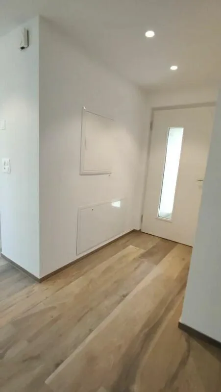 Top moderne 2.5-Zimmerwohnung mit viel Stauraum