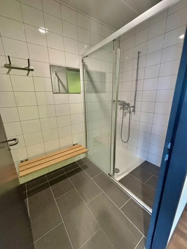 Superbes surfaces de bureaux modernes, accessibilité CFF et parkings – Foto 7 von 12