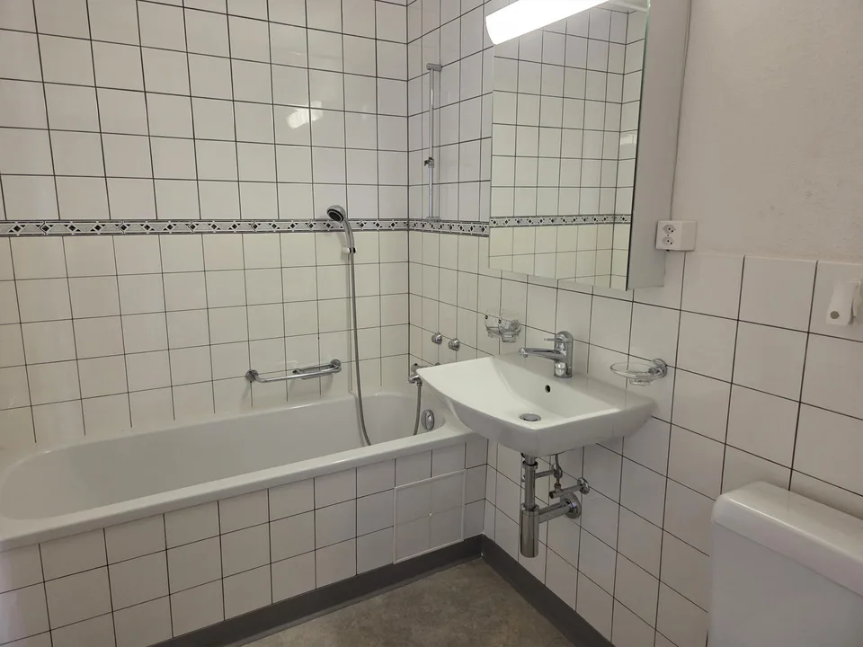 Befristete 3.5 Zimmer-Wohnung in Flims
