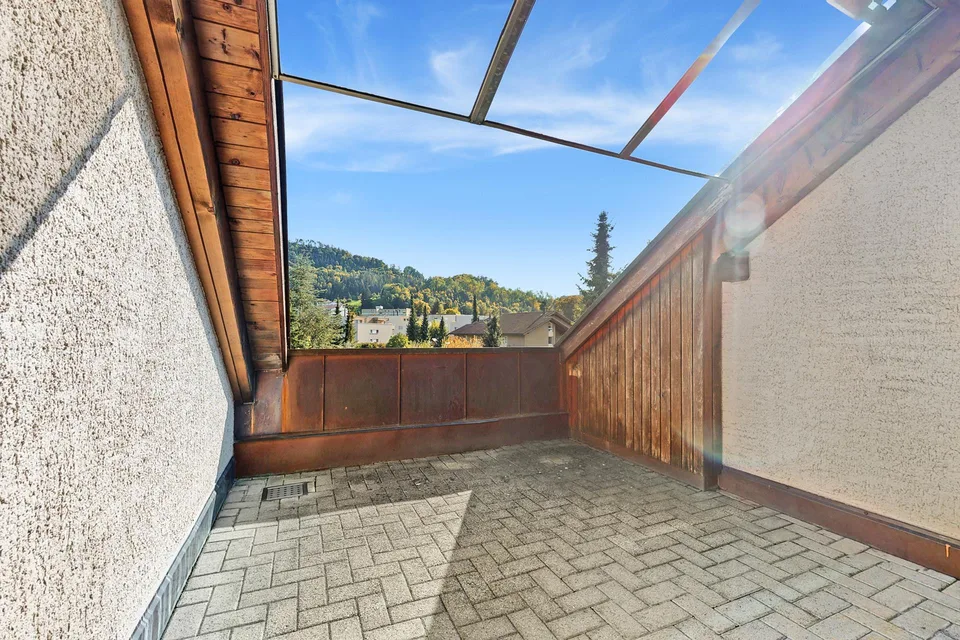 Large, bright apartment wanted? 2.5-room apartment in Steffisburg
