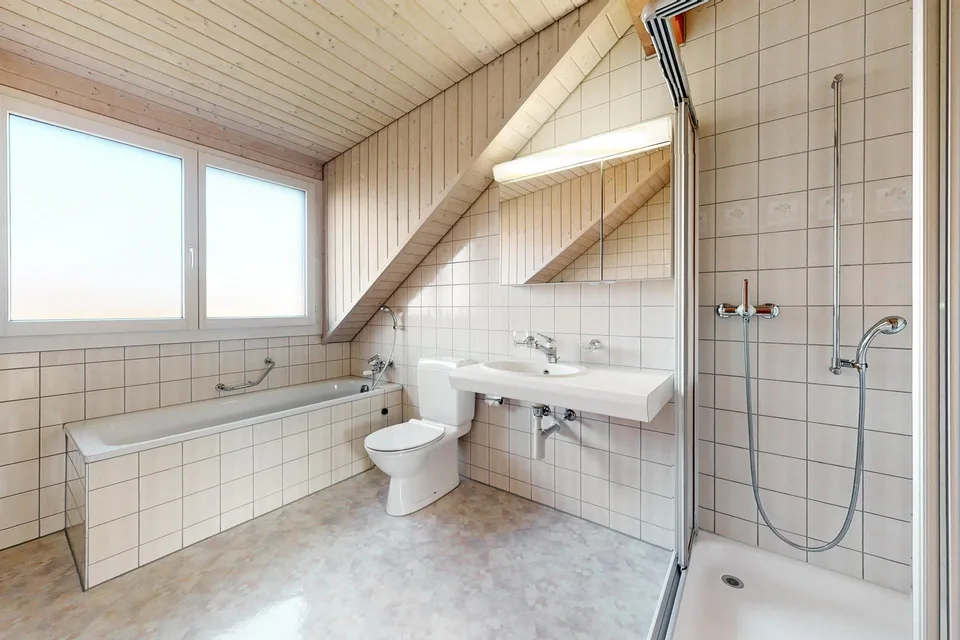 Large, bright apartment wanted? 2.5-room apartment in Steffisburg