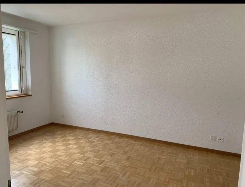 Charmante helle Wohnung mit Balkon in Münsingen – Foto 4 von 8