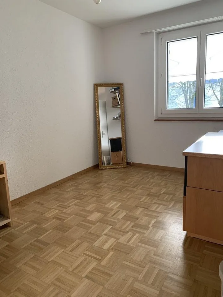 Charmante helle Wohnung mit Balkon in Münsingen – Foto 5 von 8