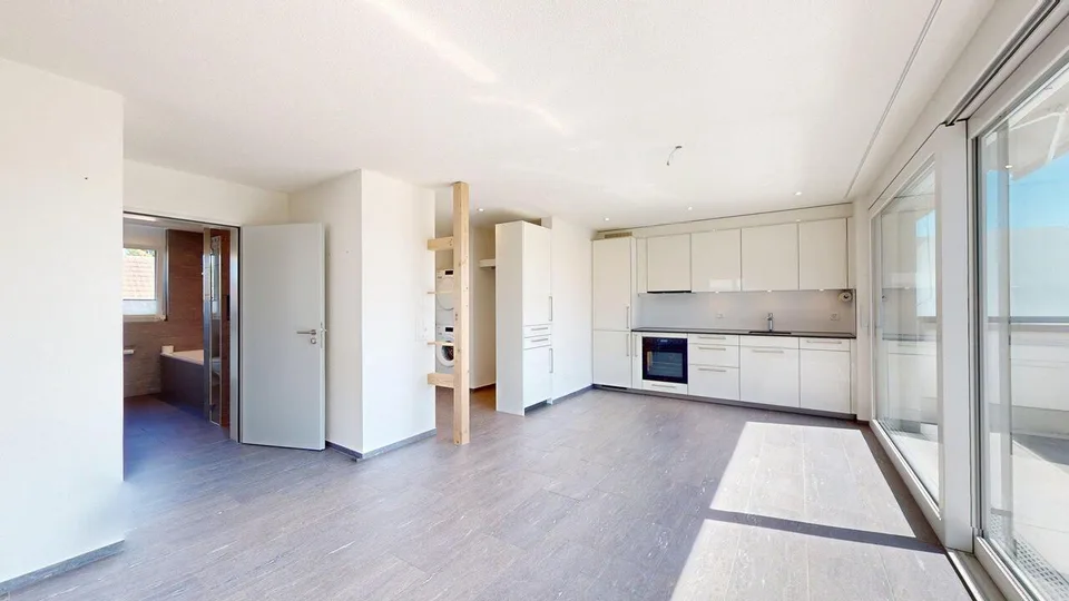 Appartement d'attique élégant avec terrasse ensoleillée sur le toit – photo 5 sur 13