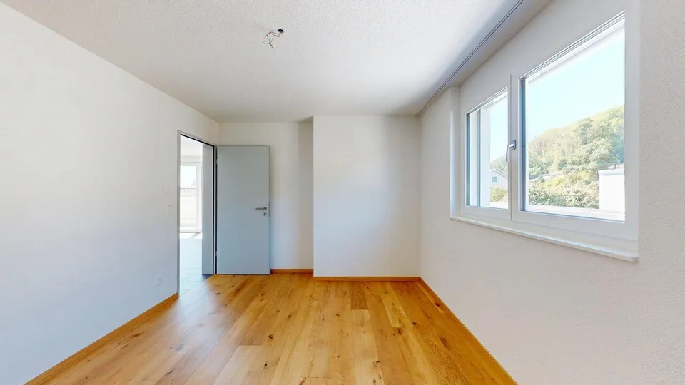 Appartement d'attique élégant avec terrasse ensoleillée sur le toit – photo 9 sur 13