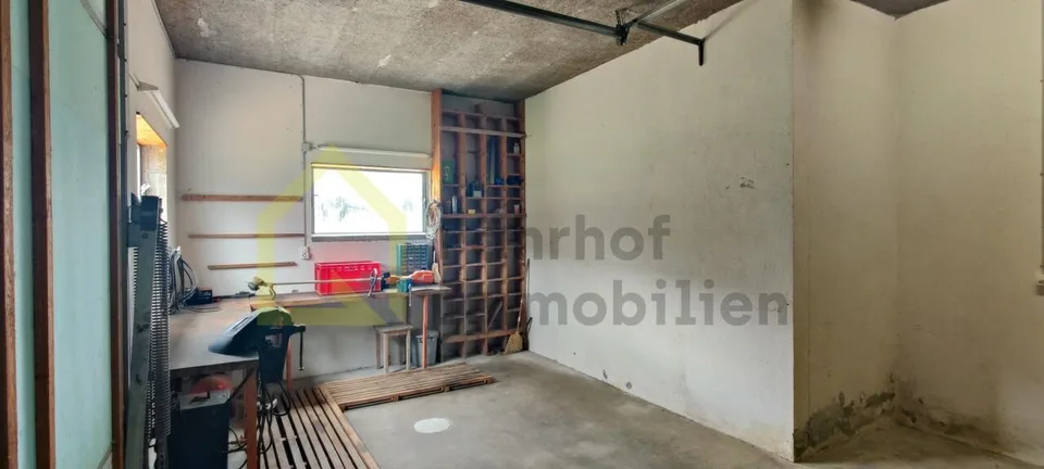 Grundstück mit Stallgebäude + Werkstatt für Hobby- und Nutztierhaltung – Foto 8 von 14