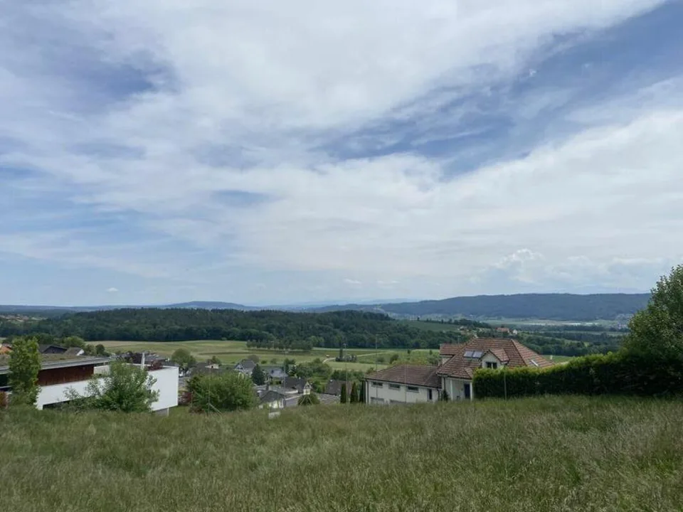 Exklusive Parzelle mit Weitsicht an gut besonnter Hanglage – foto 4 di 11