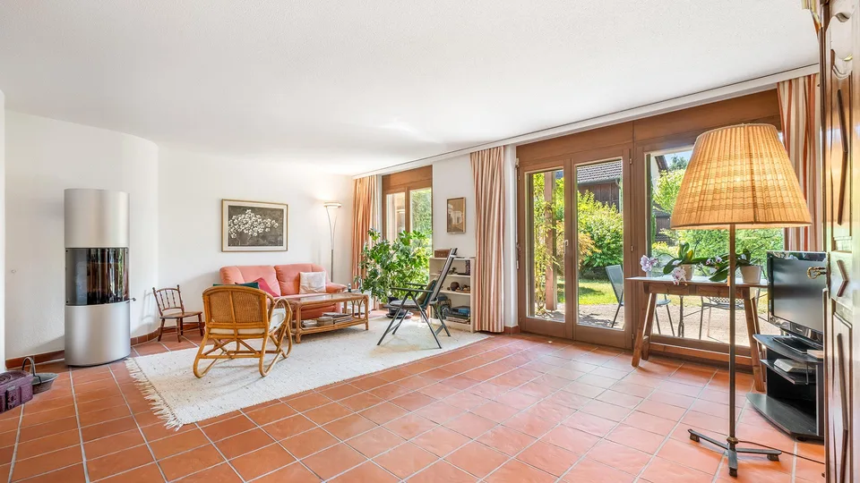 Casa familiare con giardino spazioso – foto 3 di 4