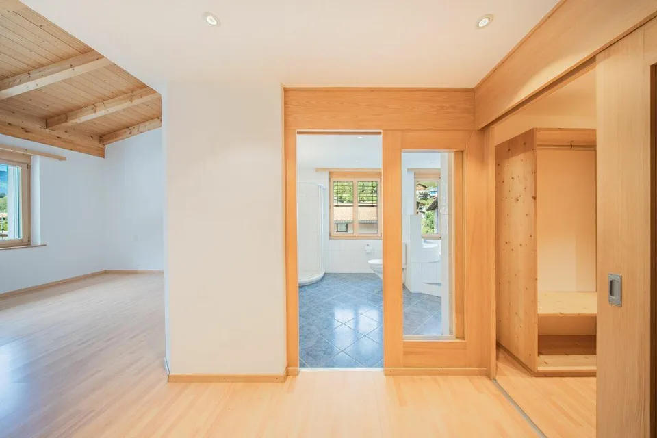 Grosszügige Wohnung mit hochwertiger Ausstattung und schöner Aussicht – foto 3 di 6