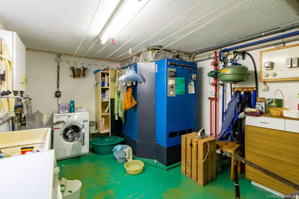 Maison unifamiliale avec un grand terrain, part de forêt et potentiel de développement – photo 12 sur 15