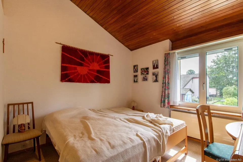 Maison unifamiliale avec un grand terrain, part de forêt et potentiel de développement – photo 10 sur 15