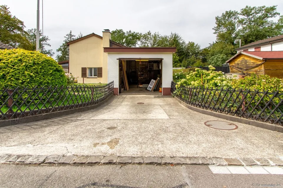 Maison unifamiliale avec un grand terrain, part de forêt et potentiel de développement – photo 13 sur 15