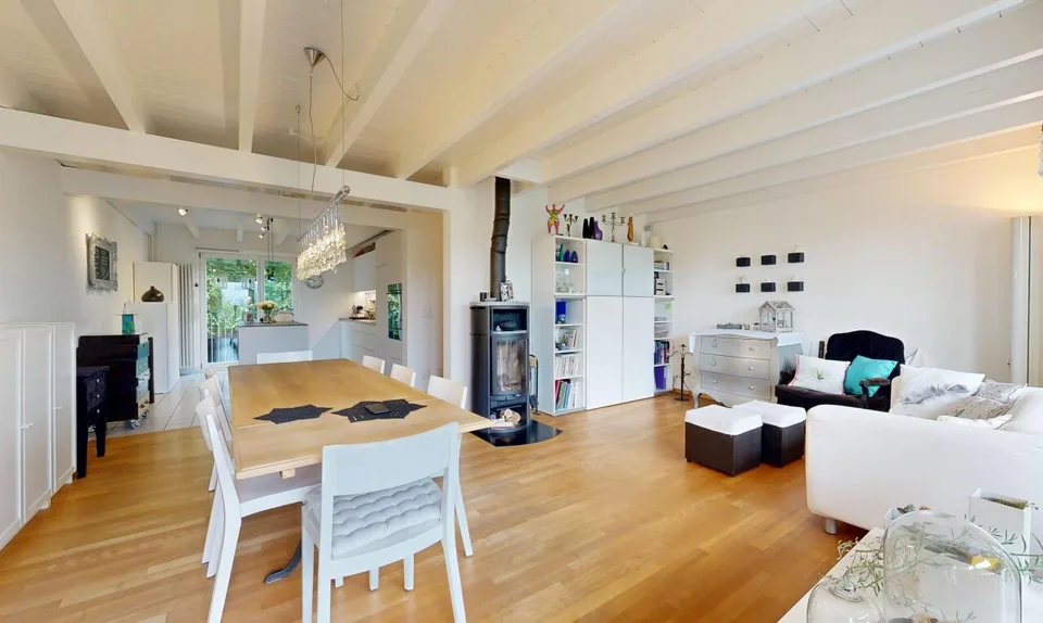 Lichtdurchflutetes 5.5-Zimmer-Reihenmittelhaus in Affoltern am Albis – Foto 3 von 11