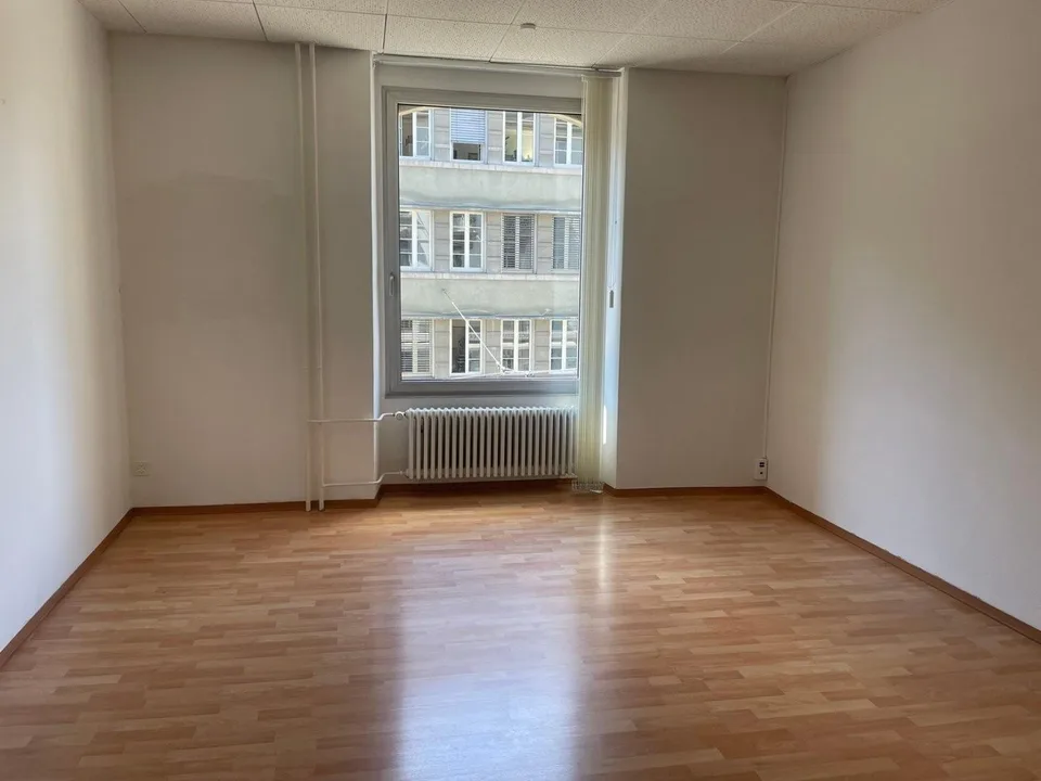 Arbeiten an begehrter Adresse in Zürich! – Foto 2 von 10