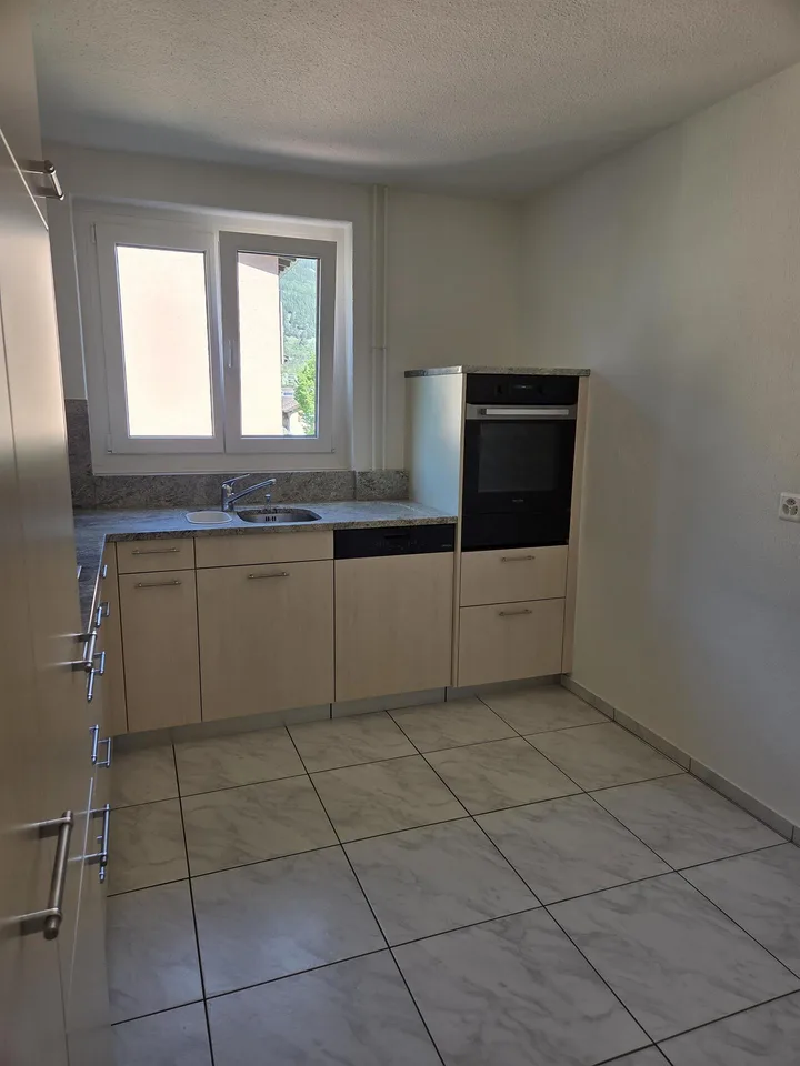 Helle 3.5-Zimmer Wohnung zu vermieten – foto 3 di 6