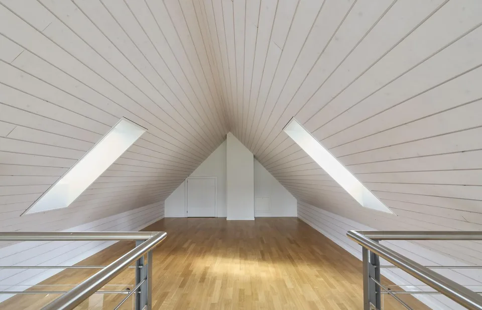 Appartement de toit unique avec galerie et vue panoramique sur le lac de Zurich – photo 5 sur 12