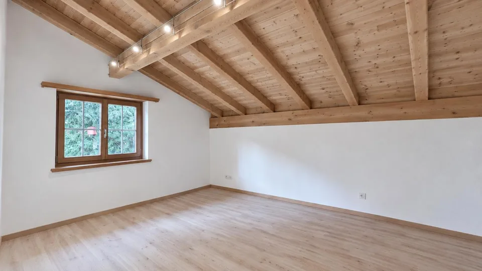 4.5 Room Attic Apartment - Long-term Rental - – photo 6 of 12