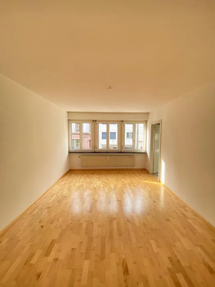 Apartment in the heart of Basel – photo 3 of 6