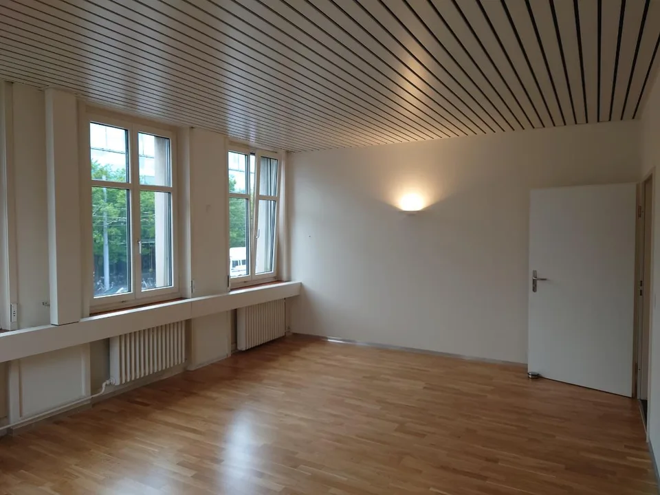 2 private Büroräume 16,4 und/oder 25,7 m², 90 m² gemeinsame Nutzfläche – Foto 3 von 8