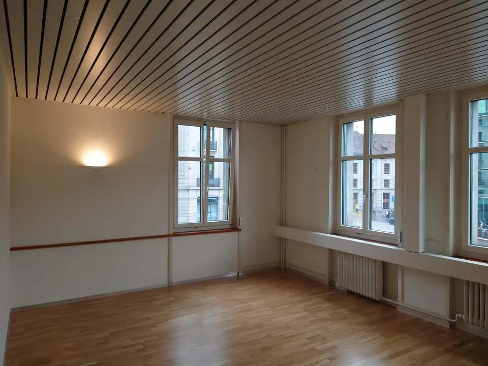 2 private Büroräume 16,4 und/oder 25,7 m², 90 m² gemeinsame Nutzfläche – Foto 2 von 8