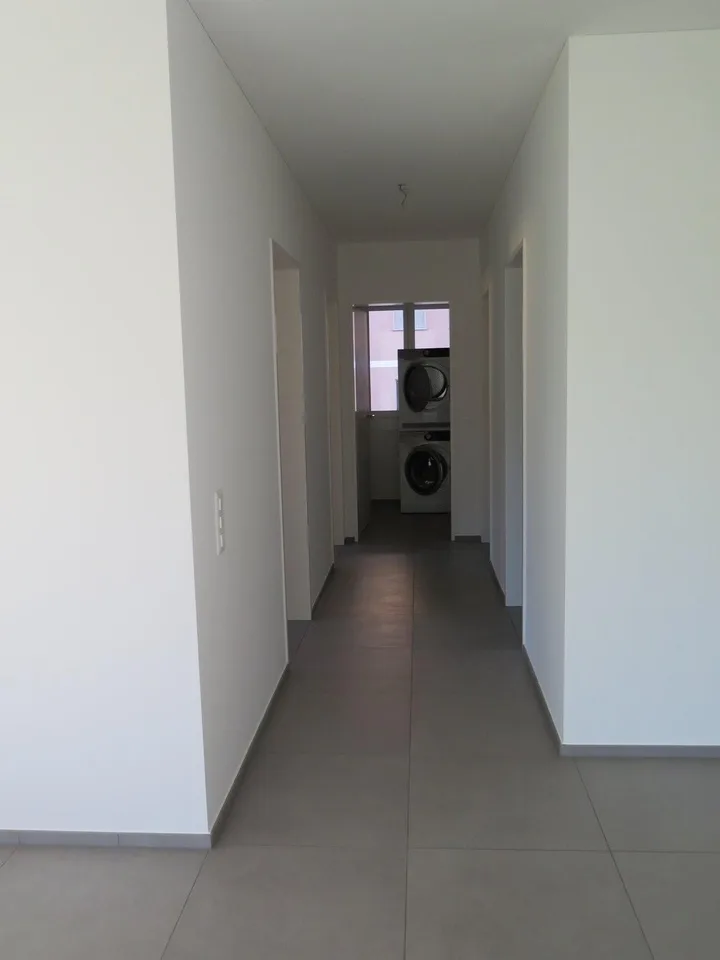Helle, gemütliche 3.5-Zimmerwohnung mit zwei Balkonen in Muralto – Foto 6 von 11