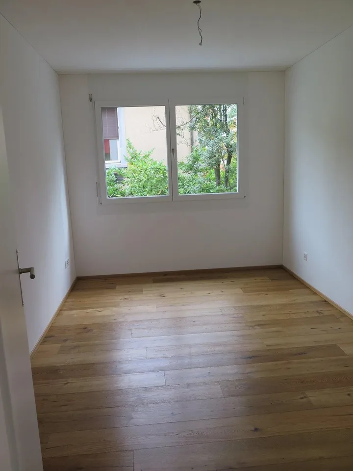 Helle, gemütliche 3.5-Zimmerwohnung mit zwei Balkonen in Muralto – Foto 7 von 11