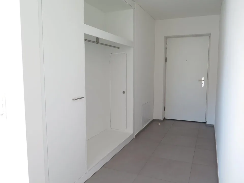 Helle, gemütliche 3.5-Zimmerwohnung mit zwei Balkonen in Muralto – Foto 10 von 11
