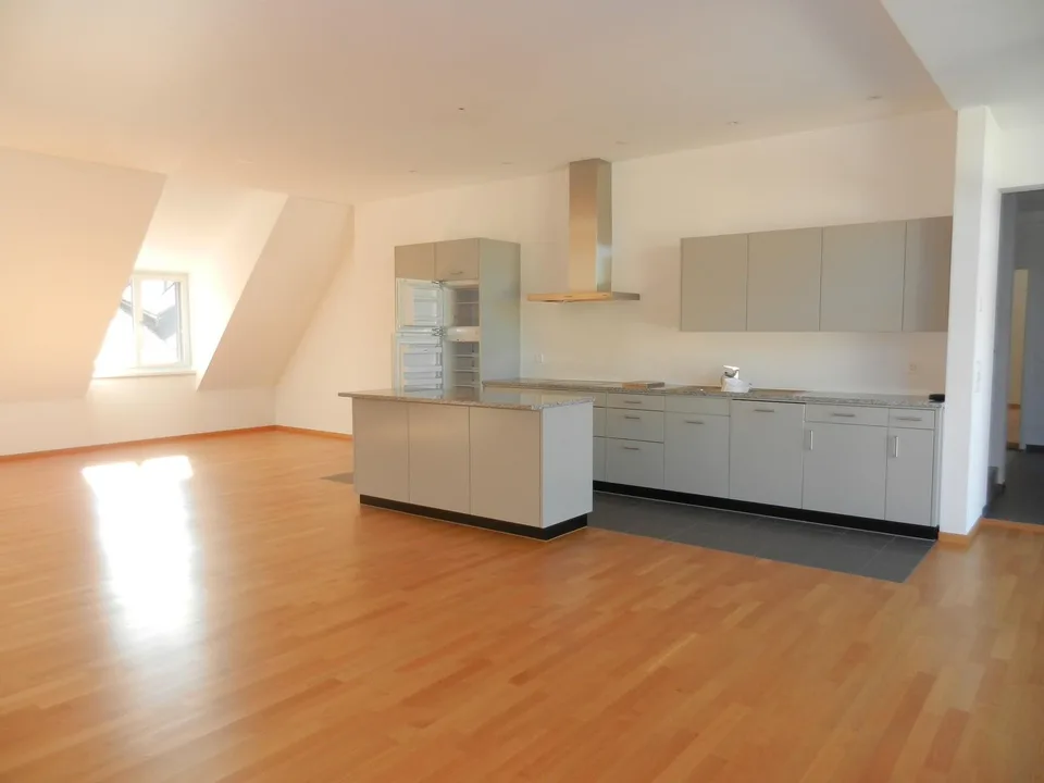 Grosszügige Wohnung im Städtli Neunkirch – Foto 2 von 7