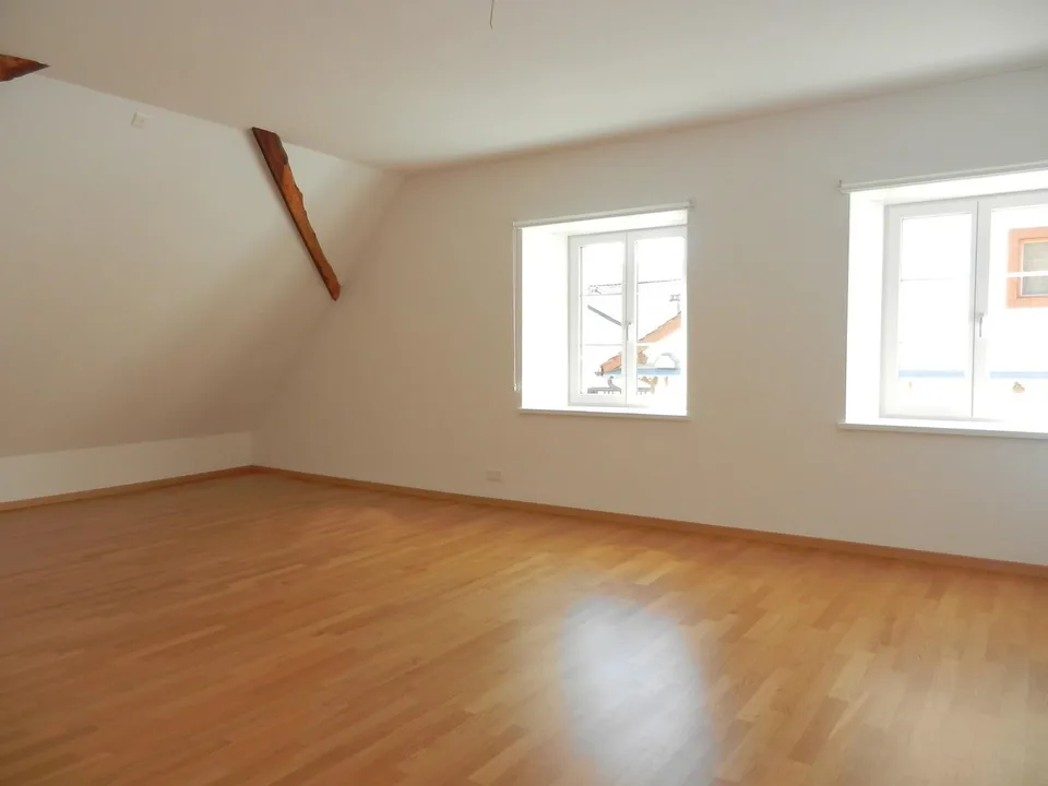 Grosszügige Wohnung im Städtli Neunkirch – Foto 4 von 7