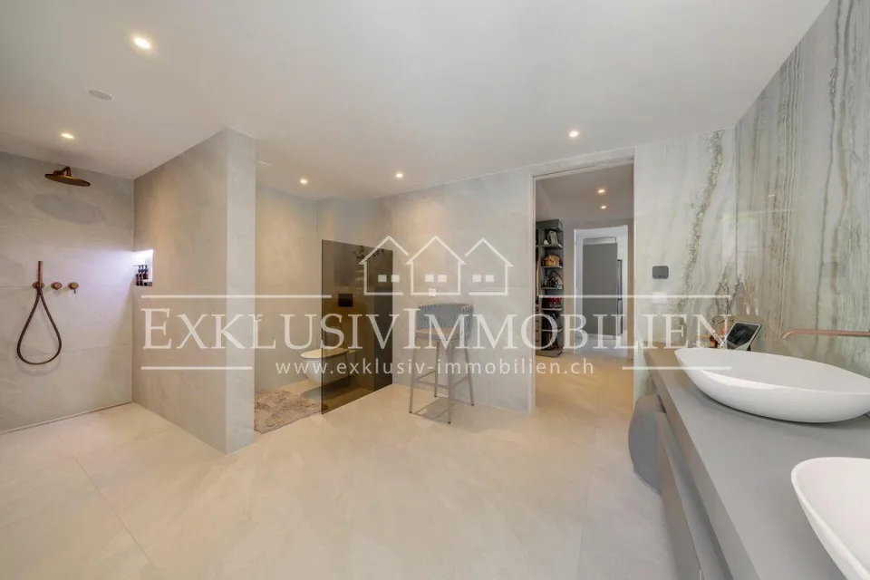 Modernes Zuhause mit Raum, Ruhe und Weitblick – foto 3 di 7