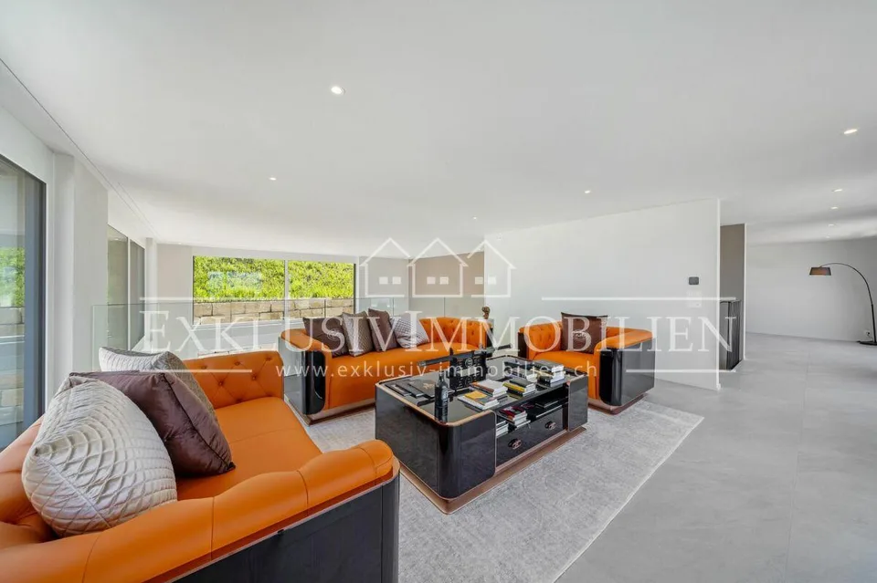 Modernes Zuhause mit Raum, Ruhe und Weitblick – foto 4 di 7