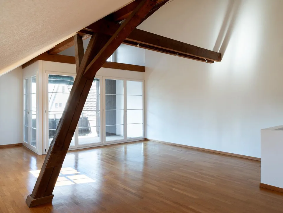 Heimeliges Zuhause im Dorfkern von Brüttisellen – Foto 4 von 15