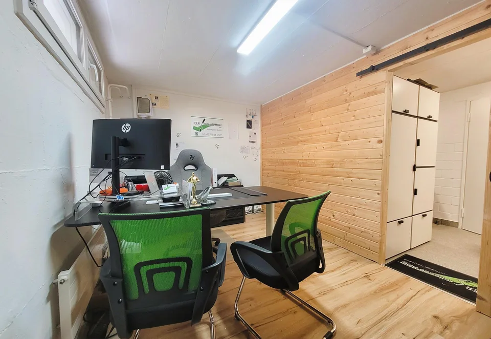 Moderne, helle Wohnung mit grossem Hobbyraum – Foto 10 von 12