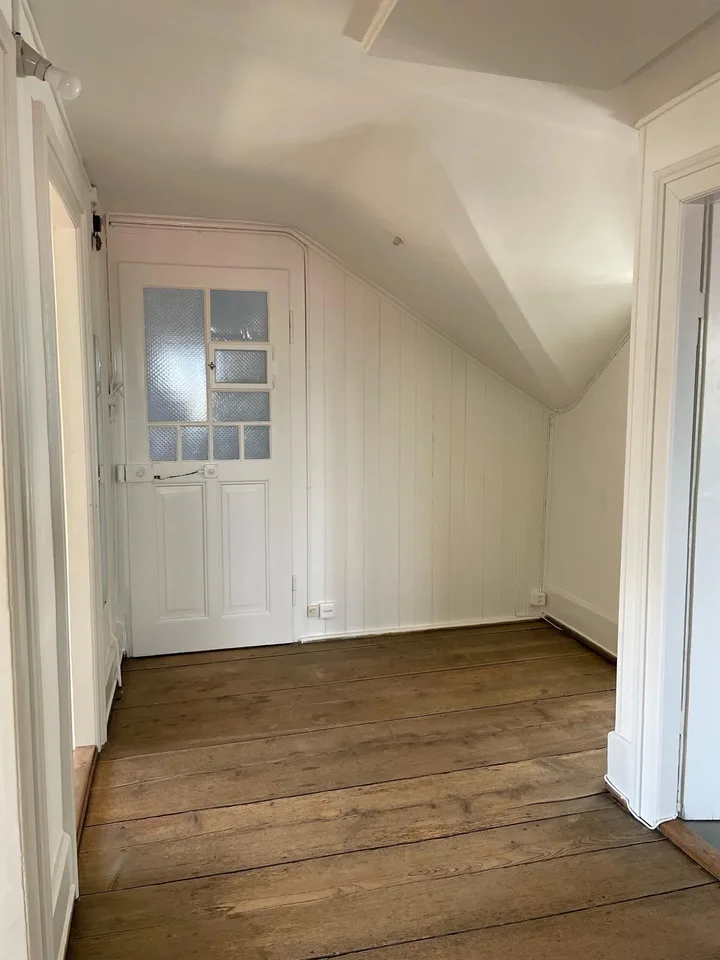 3-Zimmer-Altbau-Dachwohnung im Herzen von Luzern – photo 7 of 8