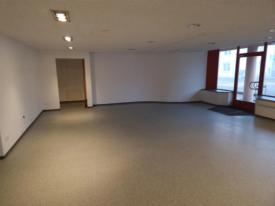 Gewerberaum in Wohn- und Geschäftshaus – Foto 3 von 6