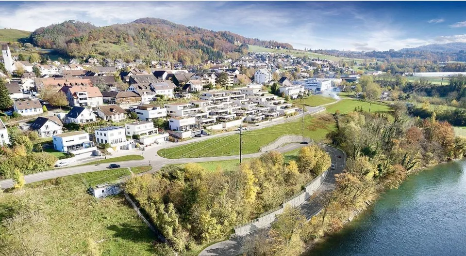 Grosszügige 4.5-Zimmer-Terrassenwohnung mit Aussicht auf die Reuss – photo 12 sur 13