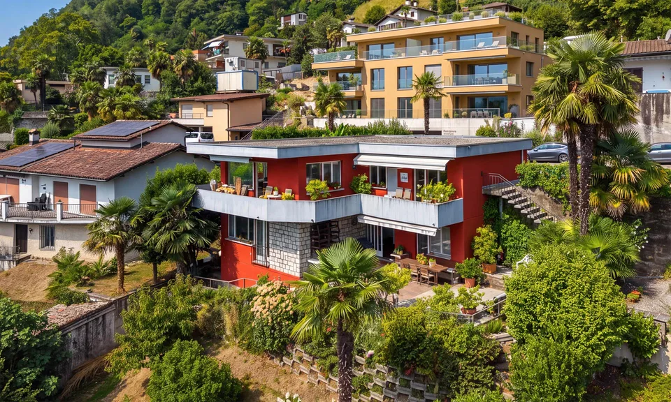 VILLA 6.5 LOCALI DA RINNOVARE VISTA LAGO MOZZAFIATO AD AGNO – Foto 9 von 9
