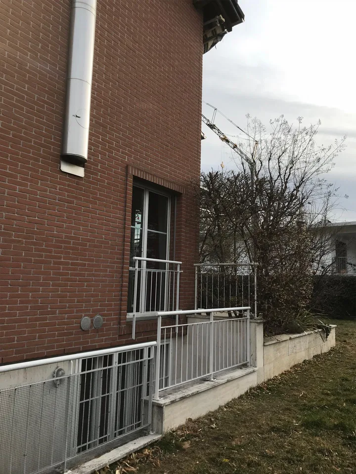 Caslano – VENDUTA Moderna villa con piscina giardino e monolocale indi – photo 6 sur 29