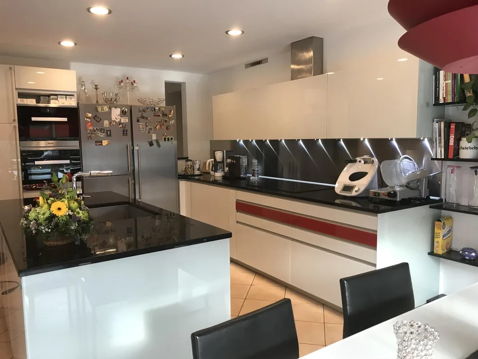 Caslano – VENDUTA Moderna villa con piscina giardino e monolocale indi – photo 11 sur 29