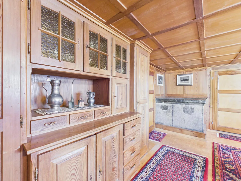 Grosszügiges Chalet im Herzen von Bellwald - 11 Zimmer, viel Potenzial – photo 10 sur 13