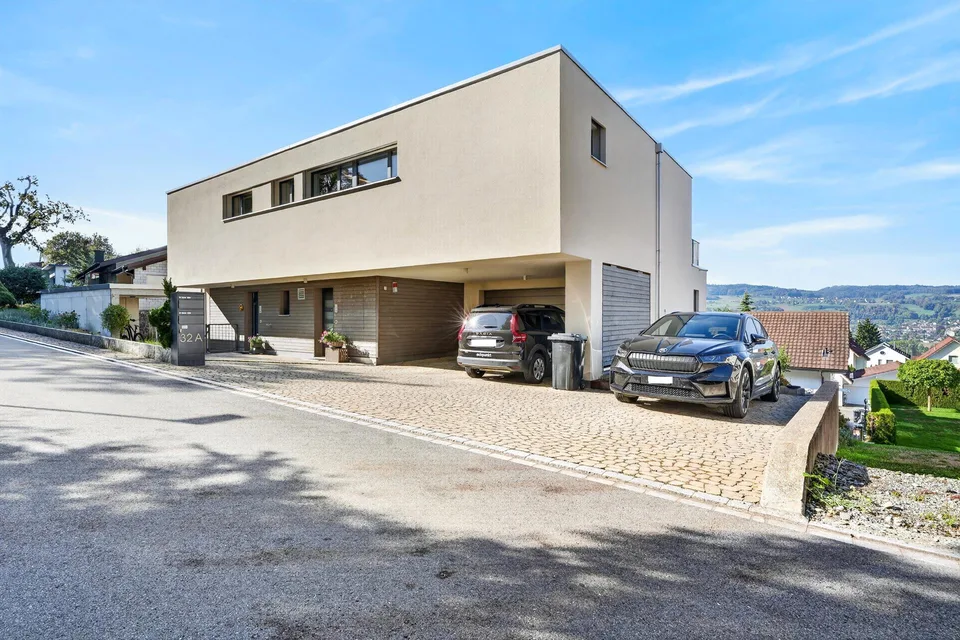 Toplage: Gesamthaus mit 6.5 & 3.5 Zimmer – Foto 9 von 13
