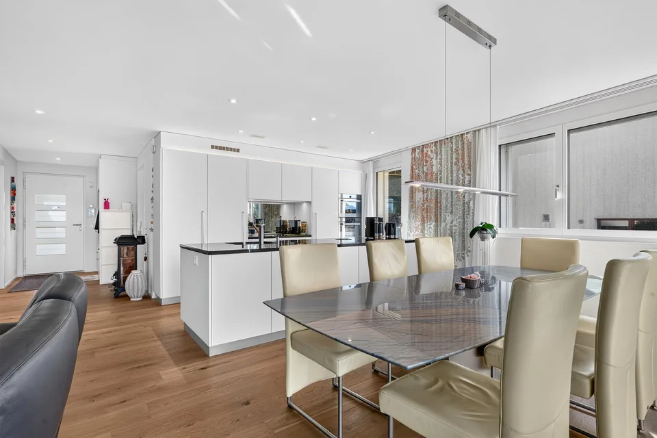 Toplage: Gesamthaus mit 6.5 & 3.5 Zimmer – Foto 12 von 13