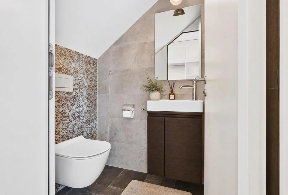 Exklusive Wohnung mit Berg- und Seesicht – Foto 10 von 13