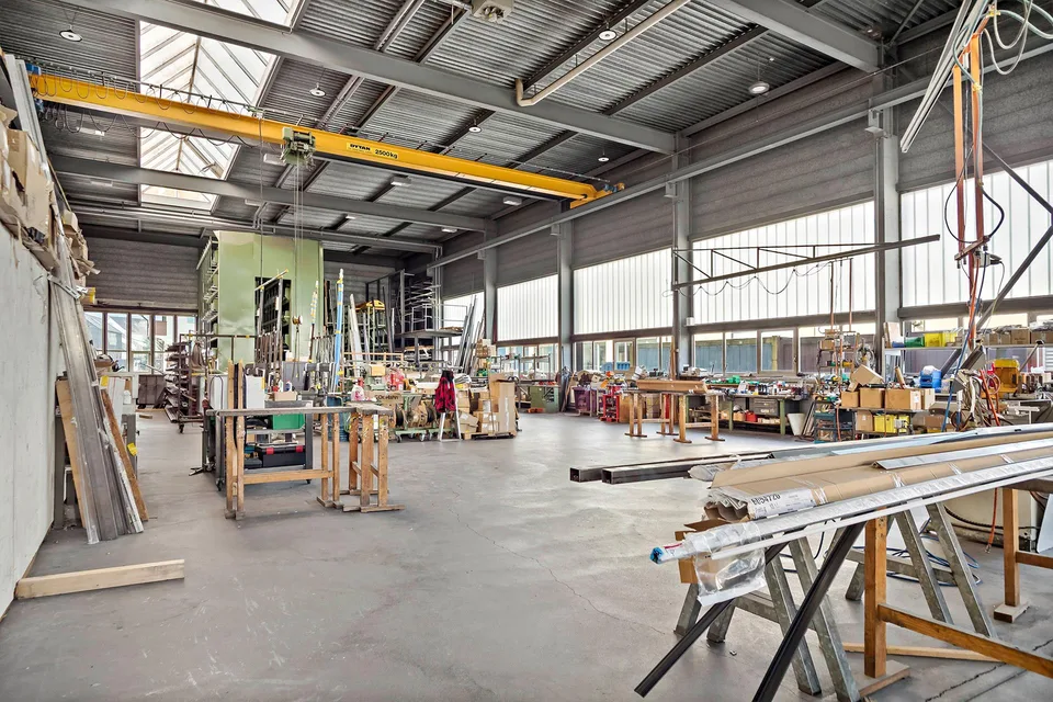 Gewerbe mit Wohnanteil im Baurecht – photo 9 sur 13