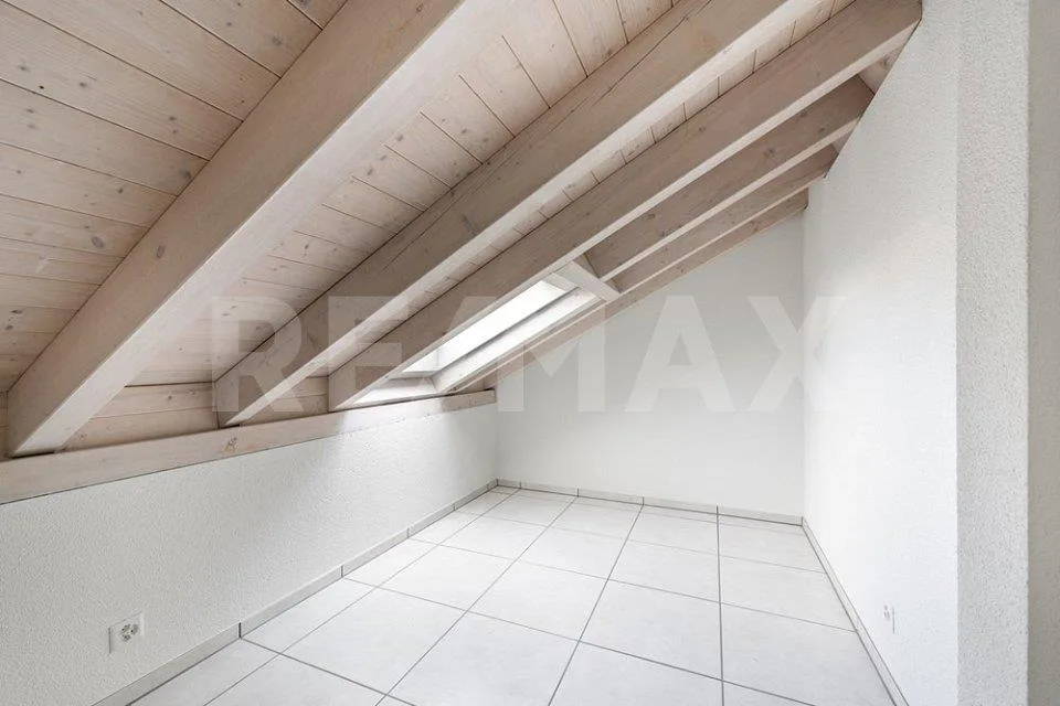 Zentral gelegene 5½-Zimmer-Maisonettewohnung mit Stil – foto 13 di 13