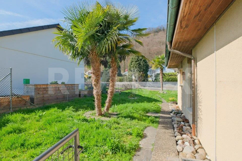 Freistehendes 5.5 Zimmer-Einfamilienhaus mit grossem Garten und Dop... – photo 13 sur 13