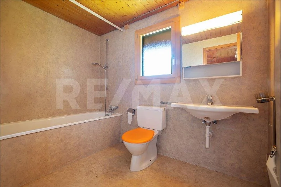 Una piccola casa con una vista abbastanza grande – foto 10 di 13