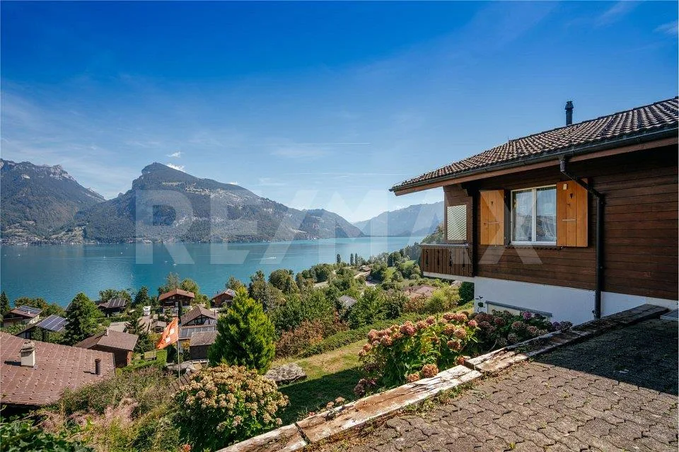 Una piccola casa con una vista abbastanza grande – foto 3 di 13